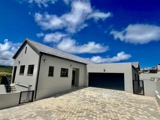 3 Bedroom Property for Sale in Reebok Western Cape
